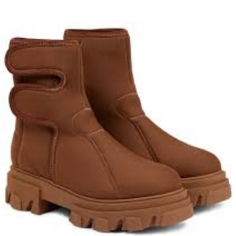 Gia Borghini 9 Scuba Boots -